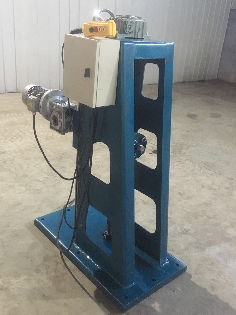 SZC-100駐車制動(dòng)性能測(cè)試儀(圖1)